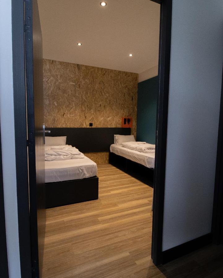 Moontain Hostel Oz ภายนอก รูปภาพ