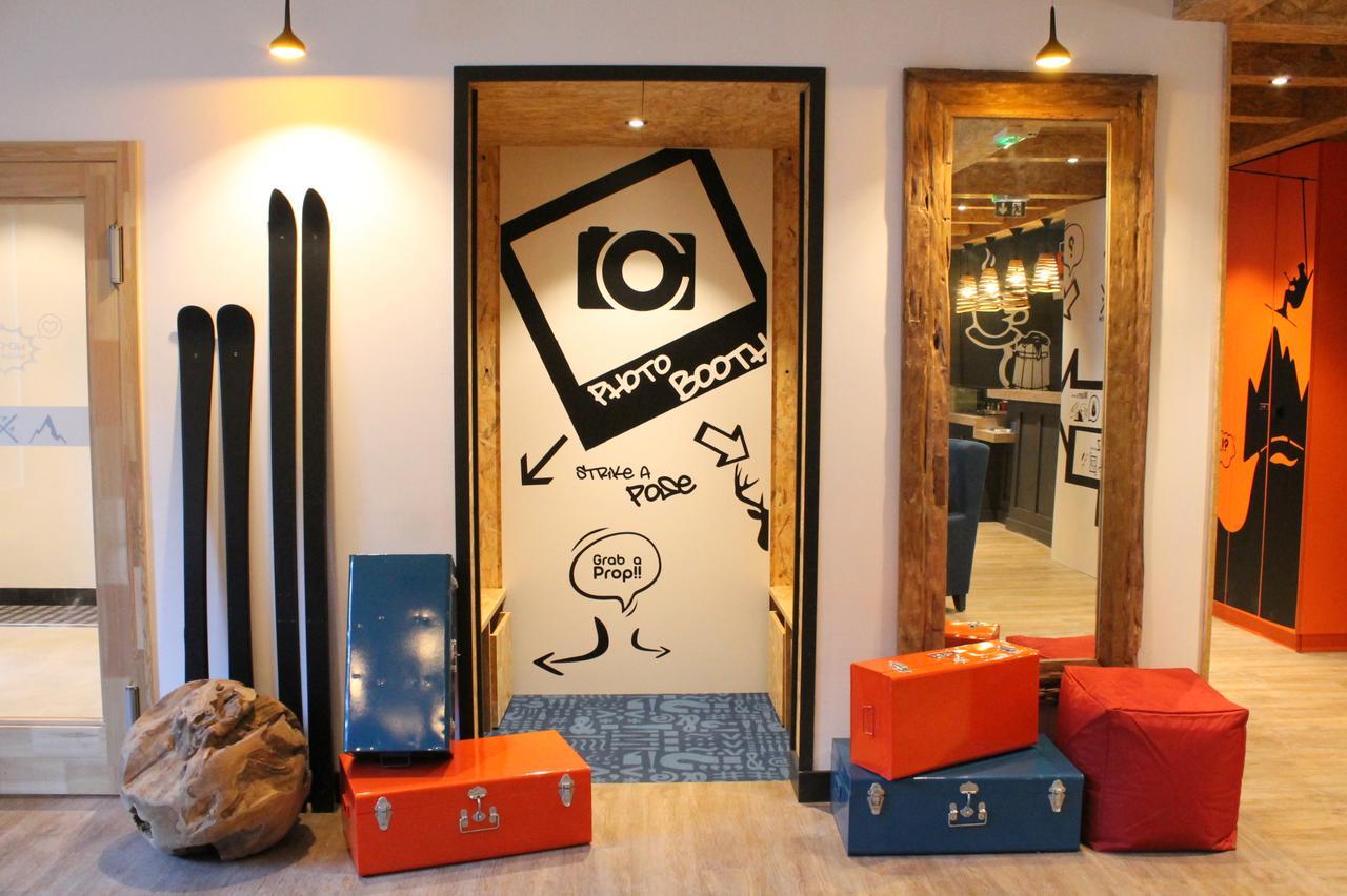 Moontain Hostel Oz ภายนอก รูปภาพ