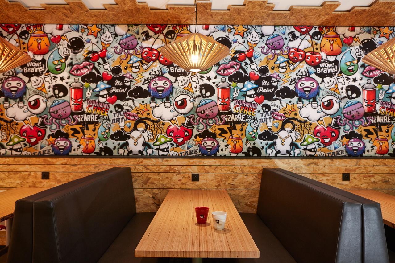 Moontain Hostel Oz ภายนอก รูปภาพ