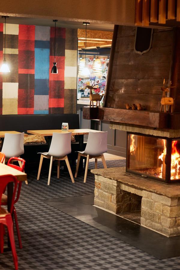 Moontain Hostel Oz ภายนอก รูปภาพ