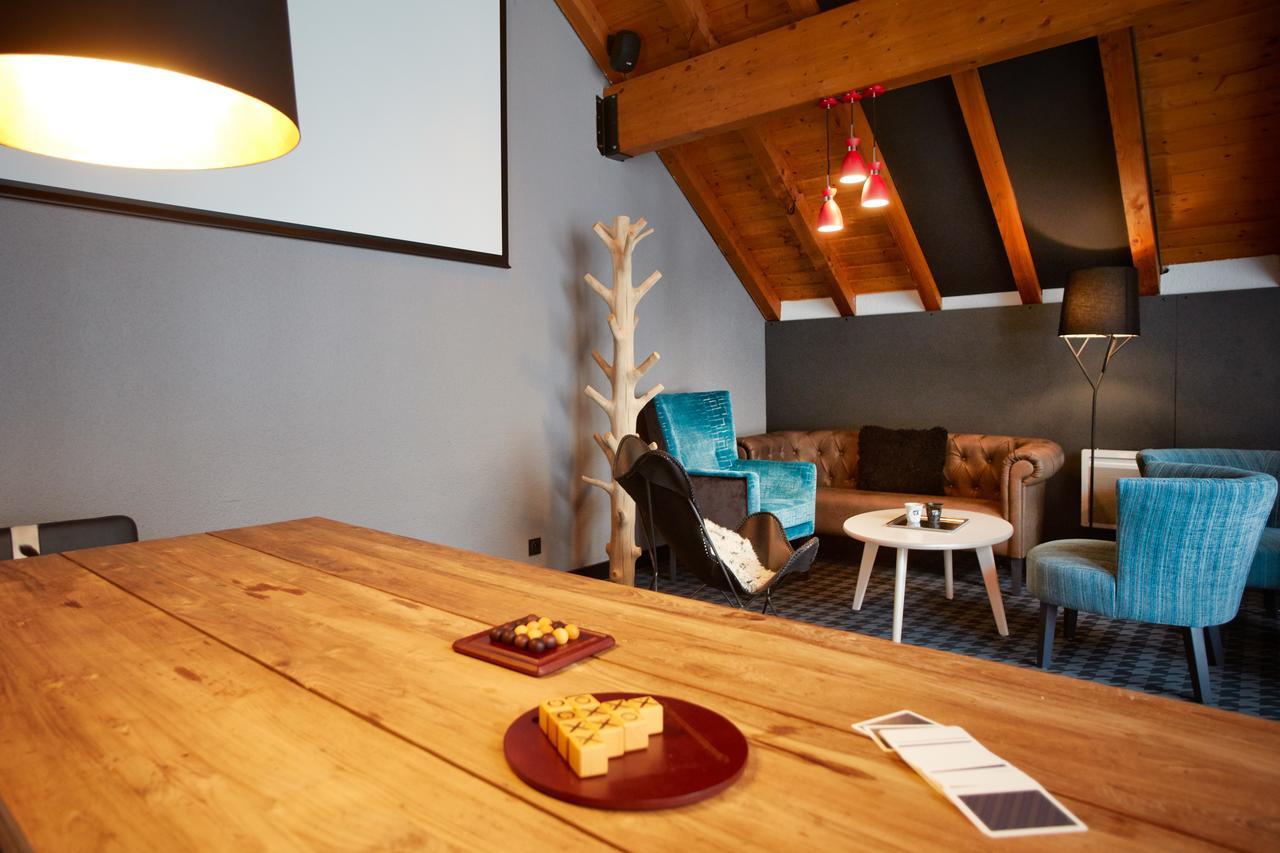 Moontain Hostel Oz ภายนอก รูปภาพ