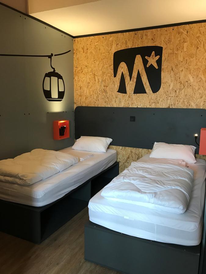 Moontain Hostel Oz ภายนอก รูปภาพ